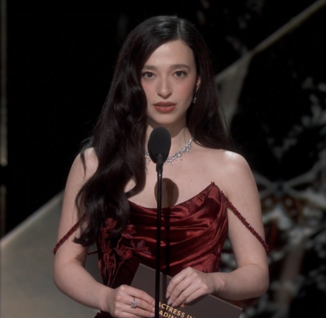 presenter mikey madison! 🥹🫶🏻