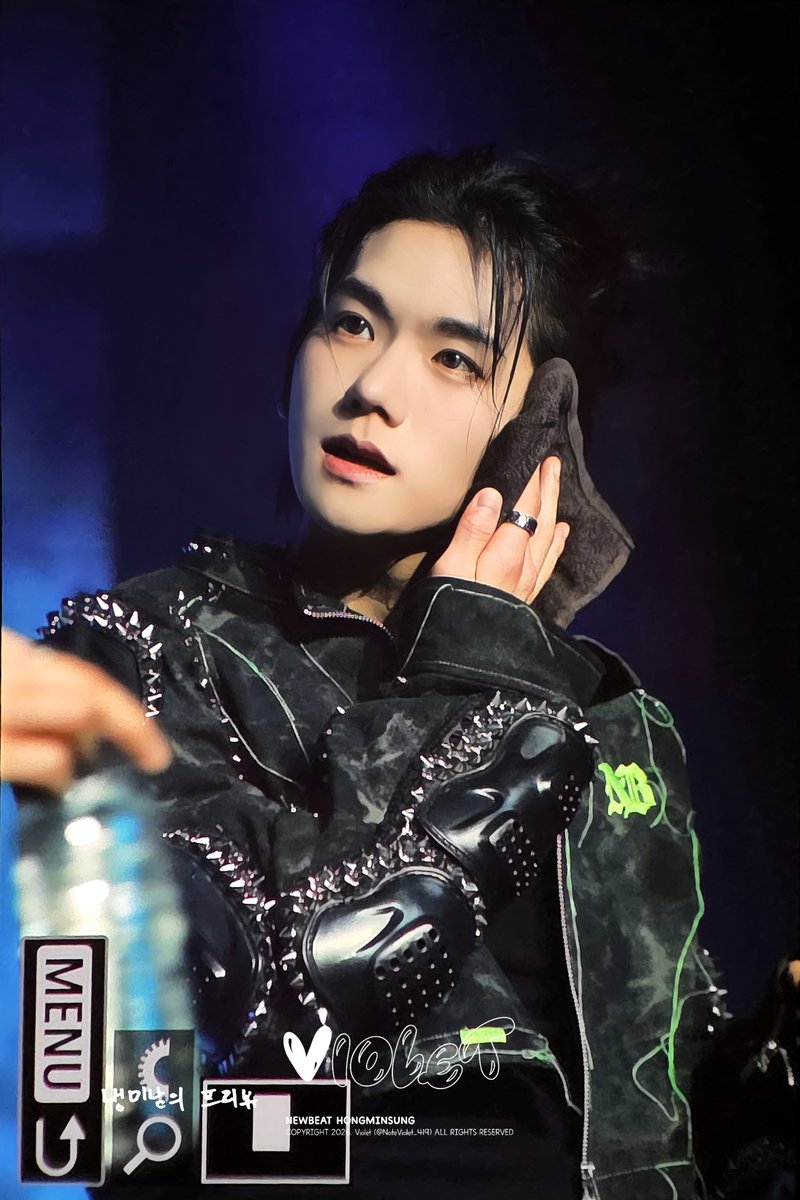 𝙑𝙞𝙤𝙡𝙚𝙩 tweet media