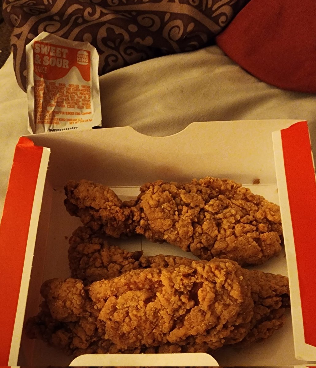 JobeMatula's tweet photo. @Wendys really not happy that I have to go all the way to Burger King for sweet n sour sauce https://t.co/HkIbBAsnNm