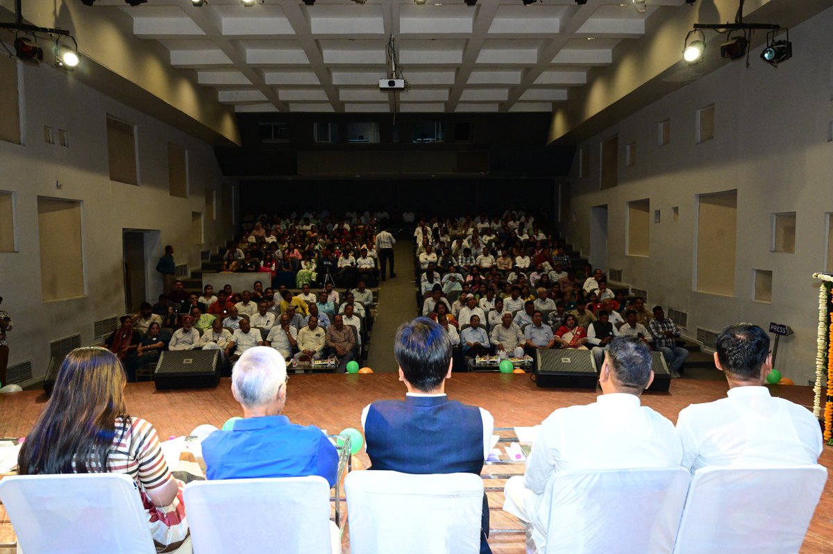 All India Professionals' Congress (AIPC) tweet media