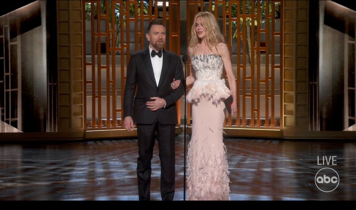 "Always Sunny On Scarif"😎 tweet media