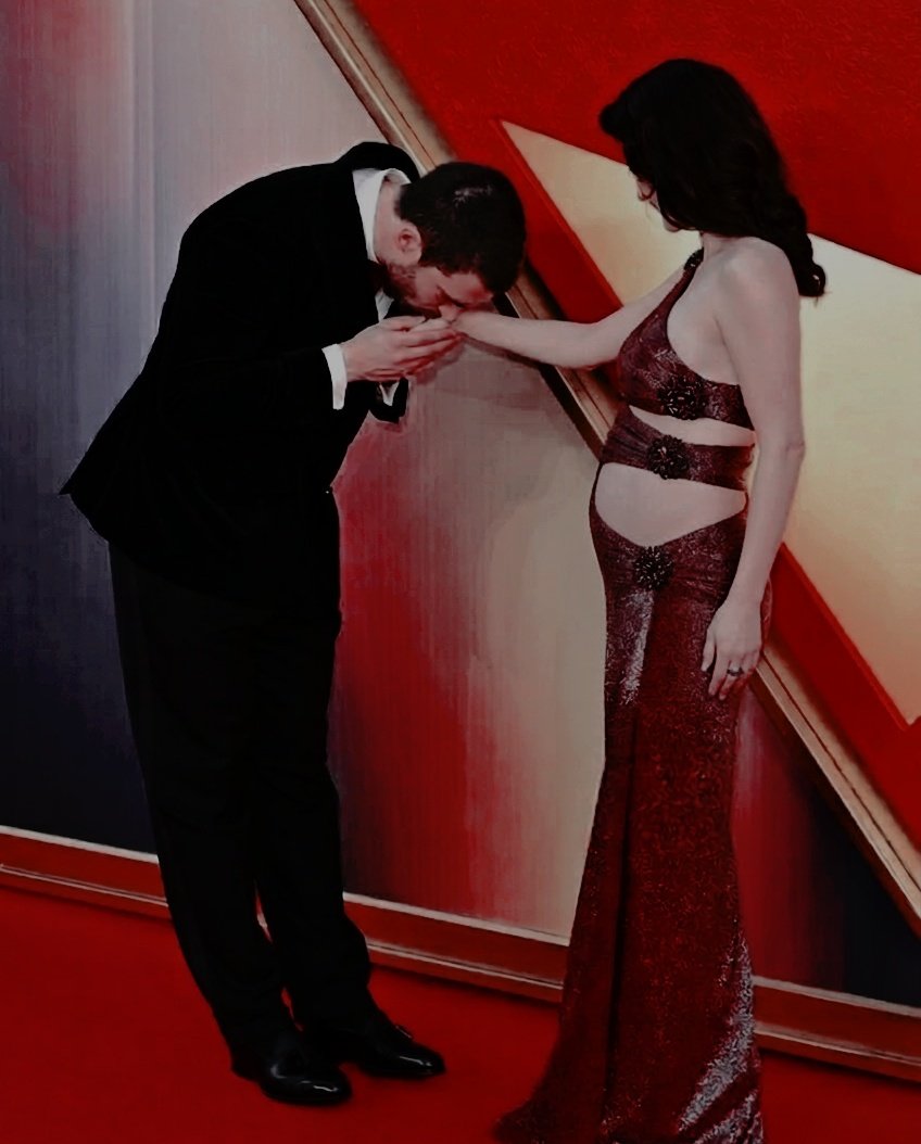 ‍‍ 𝑳𝒐𝒊𝒔 𝑲𝒆𝒏𝒕 -:3 𝙼𝙾𝙽𝚃𝙷 🤰🏻 tweet media