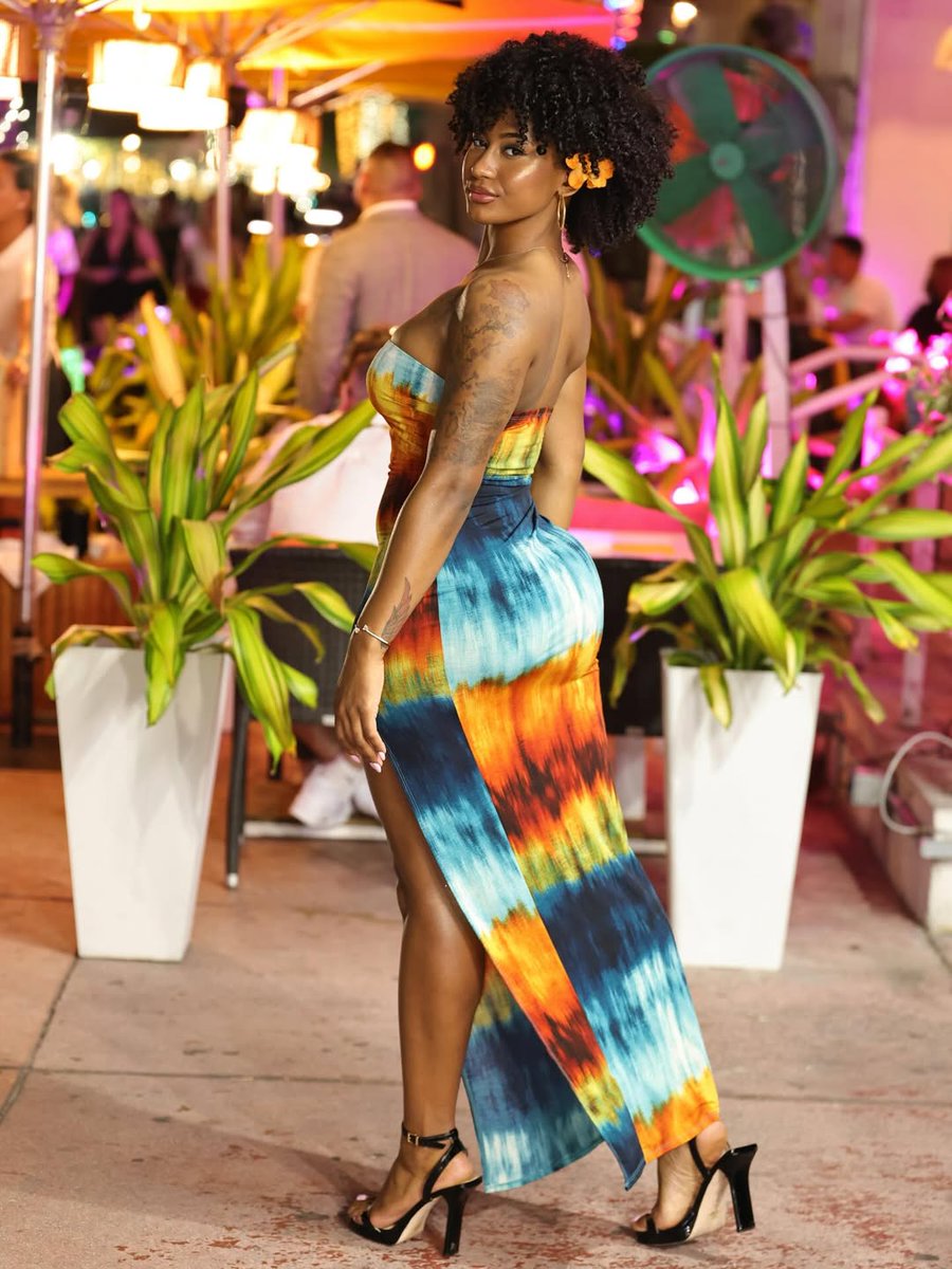 int3nce_'s tweet image. #ElegantBeauty
#ModelLooks
#AngelFace
#CharmingSmile

Ig riahbo