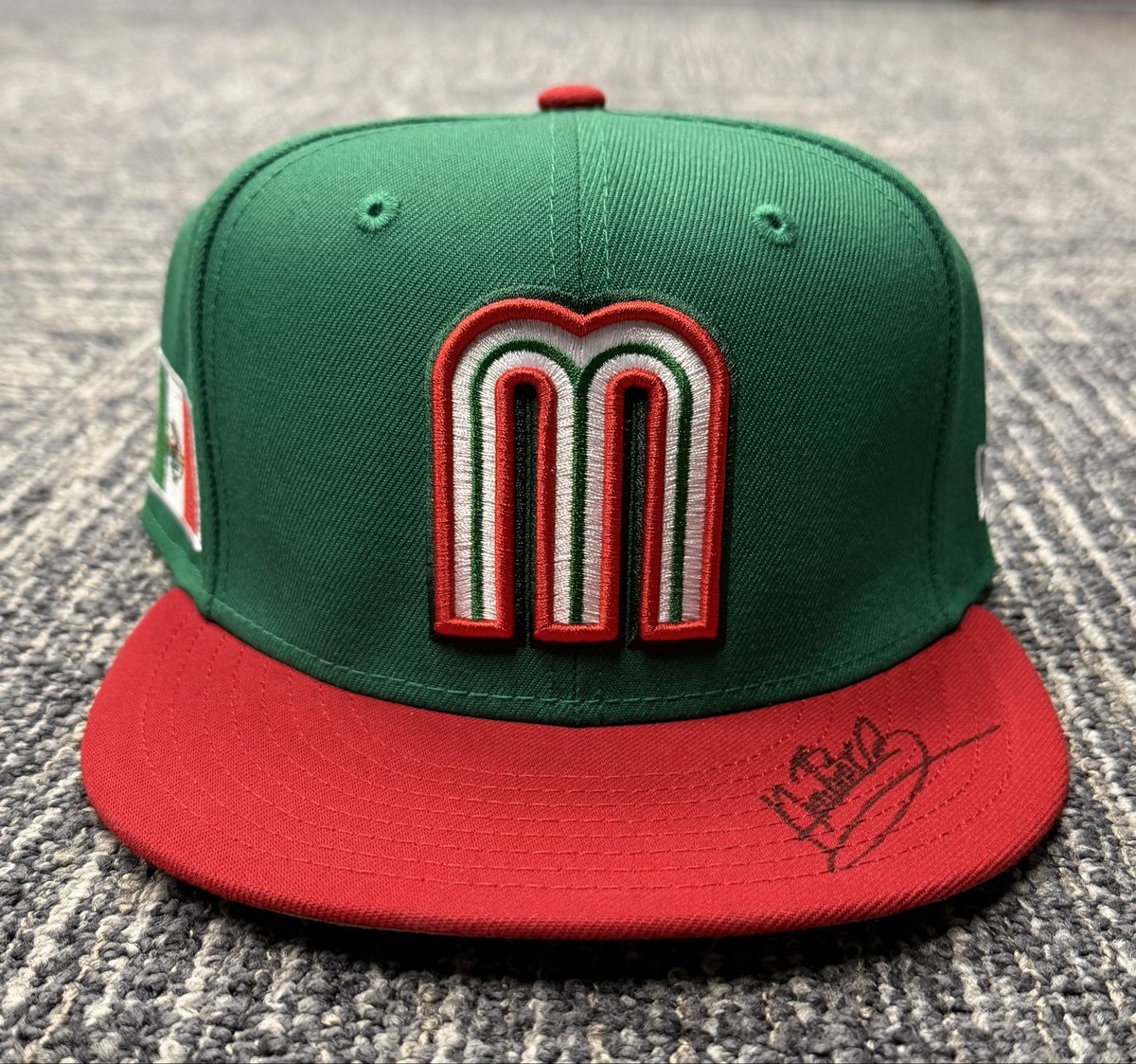 SEAauthentics tweet media