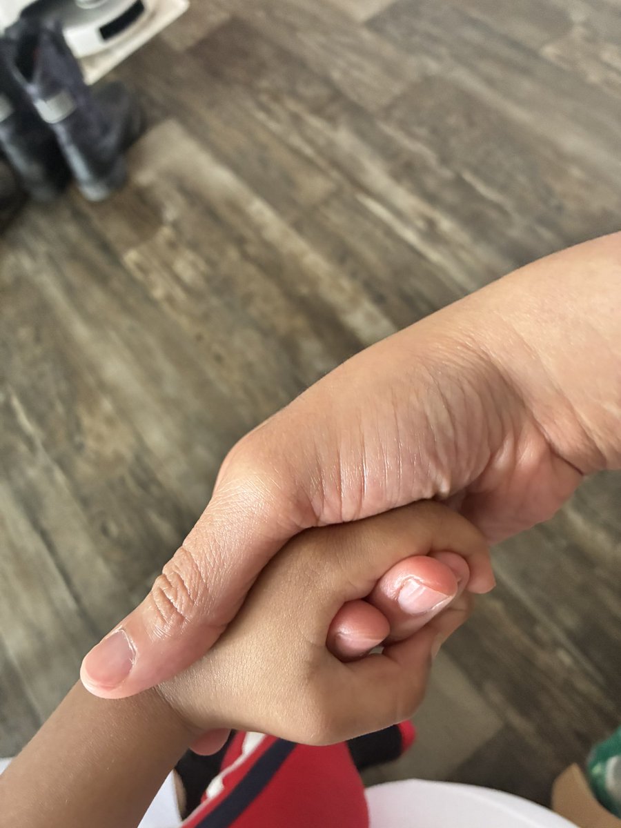 Jazmine is Editing tweet media