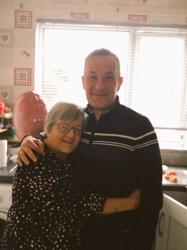 davidarcherNI's tweet image. Remembering my beautiful wee Mum 💔 today. Missed every single day 😢 &amp;amp; this first Mother's Day without her in my life &amp;amp; by my side hits hard. #MotheringSunday #MothersDay #MyMum #InMemory ❤️