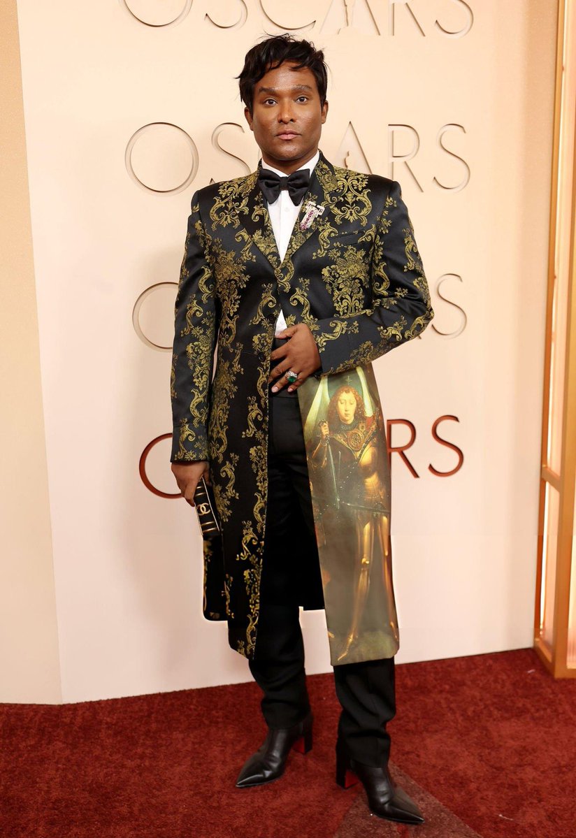 Red Media tweet media