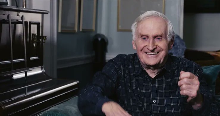 Neil Young 1971 tweet media