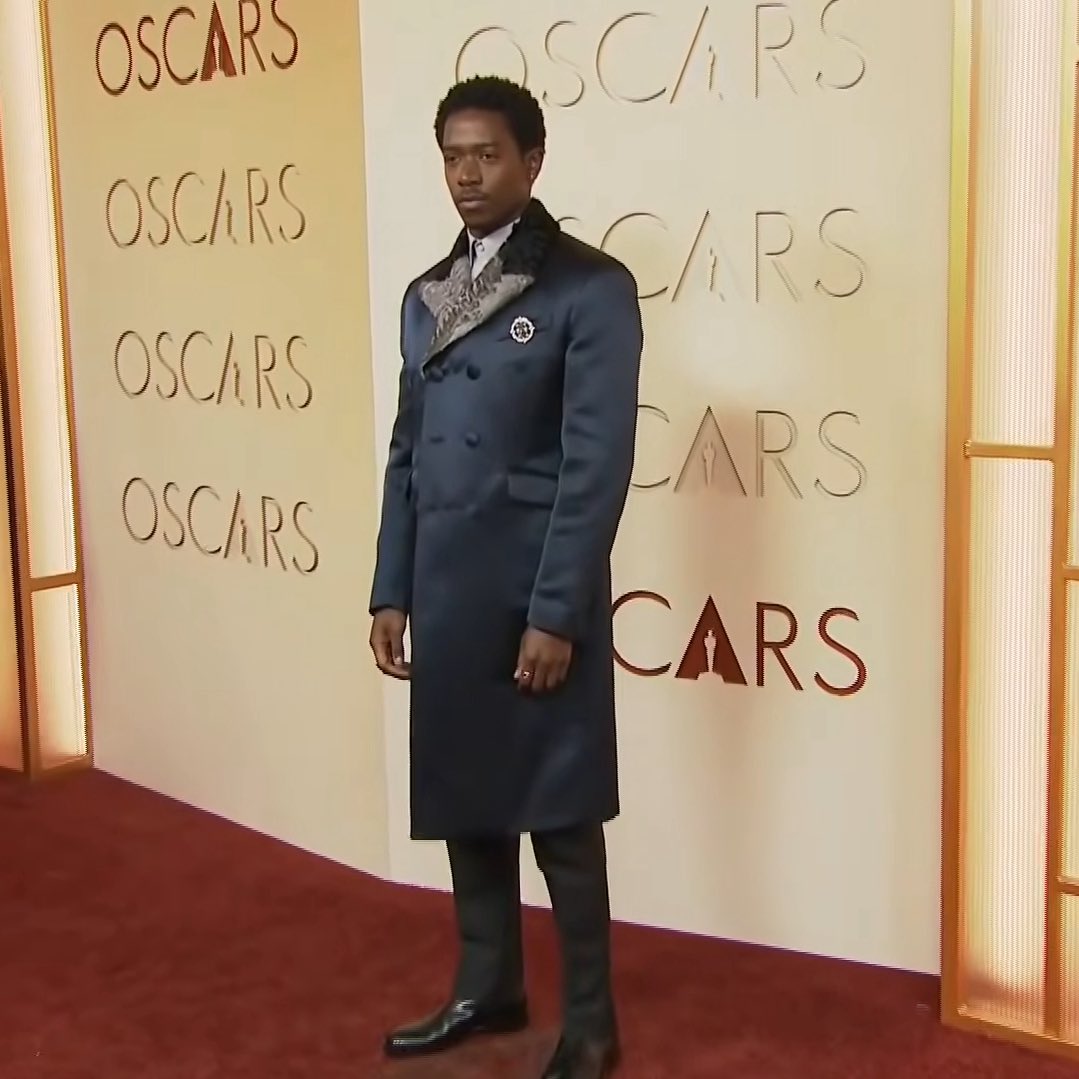 FilmUpdates's tweet photo. Damson Idris attends the 2026 #Oscars https://t.co/cuDfDxUCU9