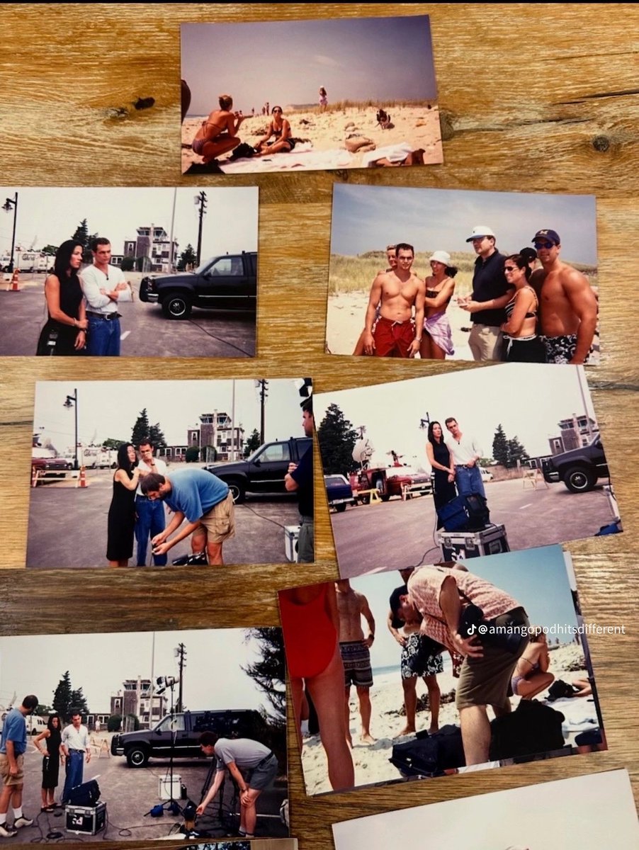 TheHouseoftheMuse tweet media