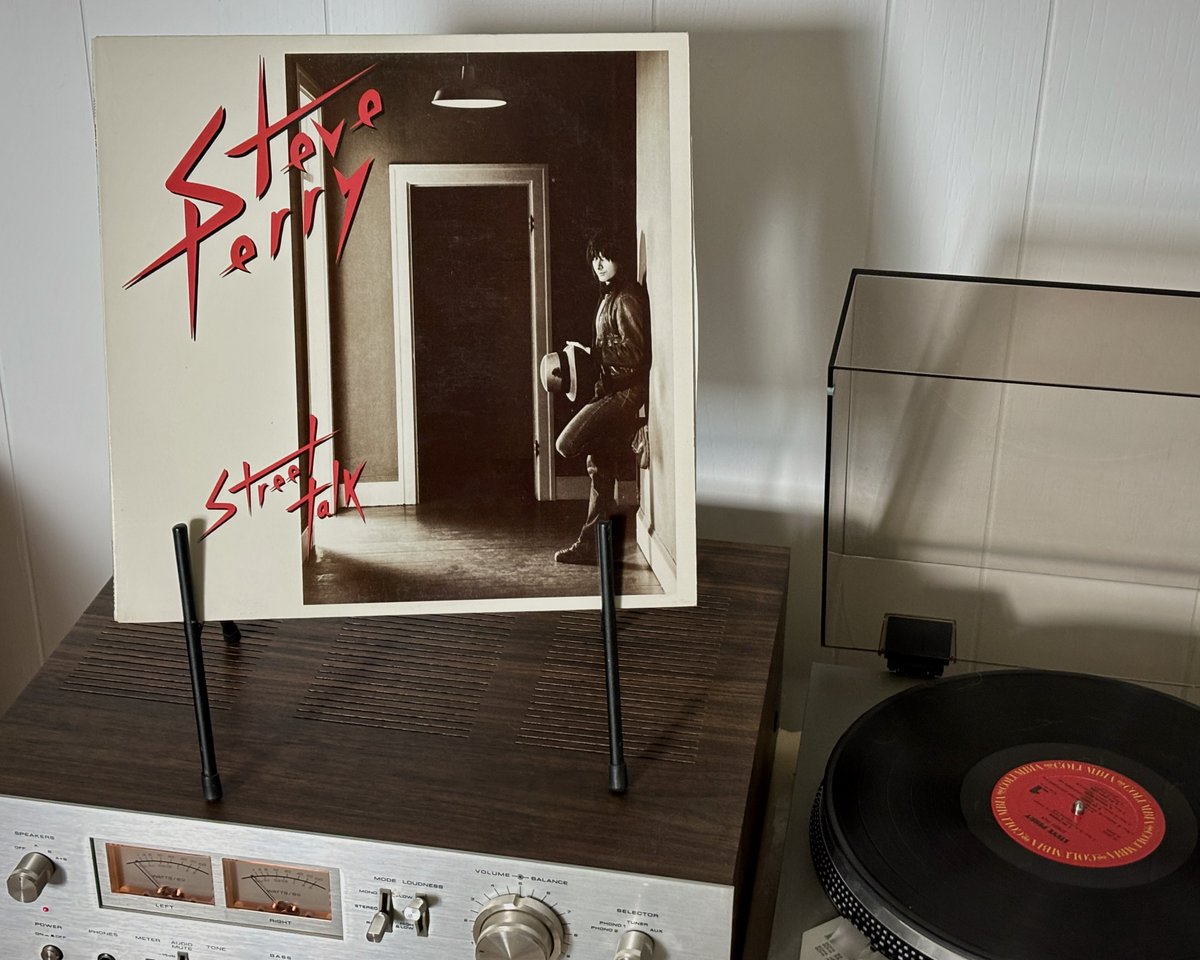 Kelly Kerr tweet media