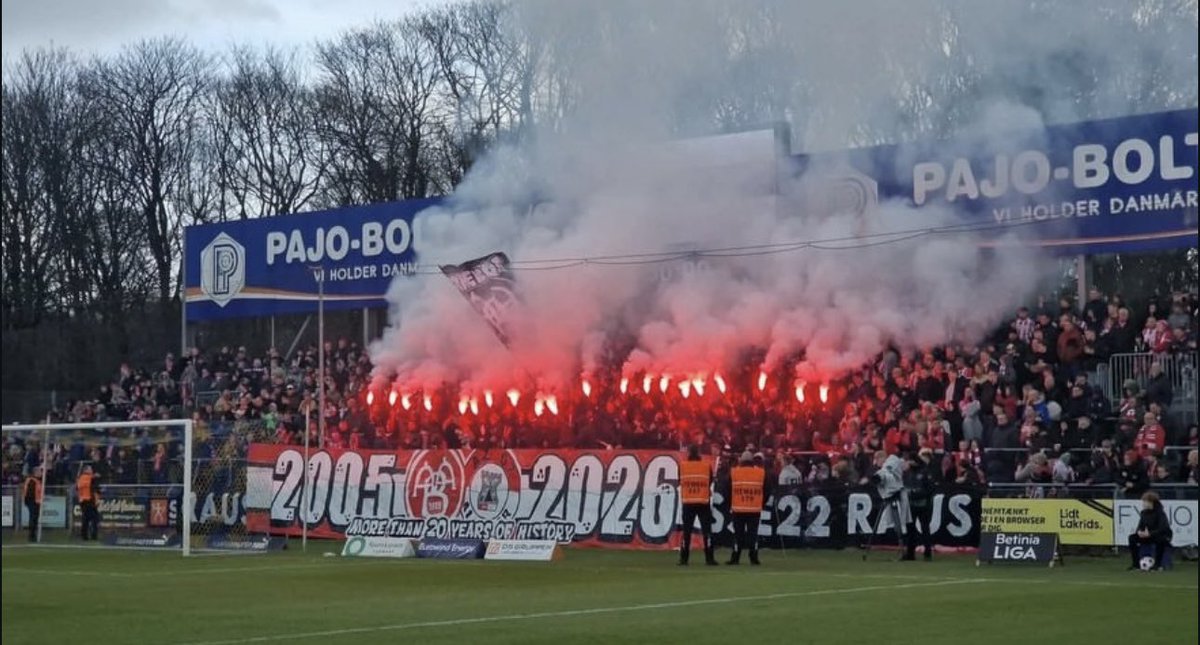 Voetbal Ultras tweet media