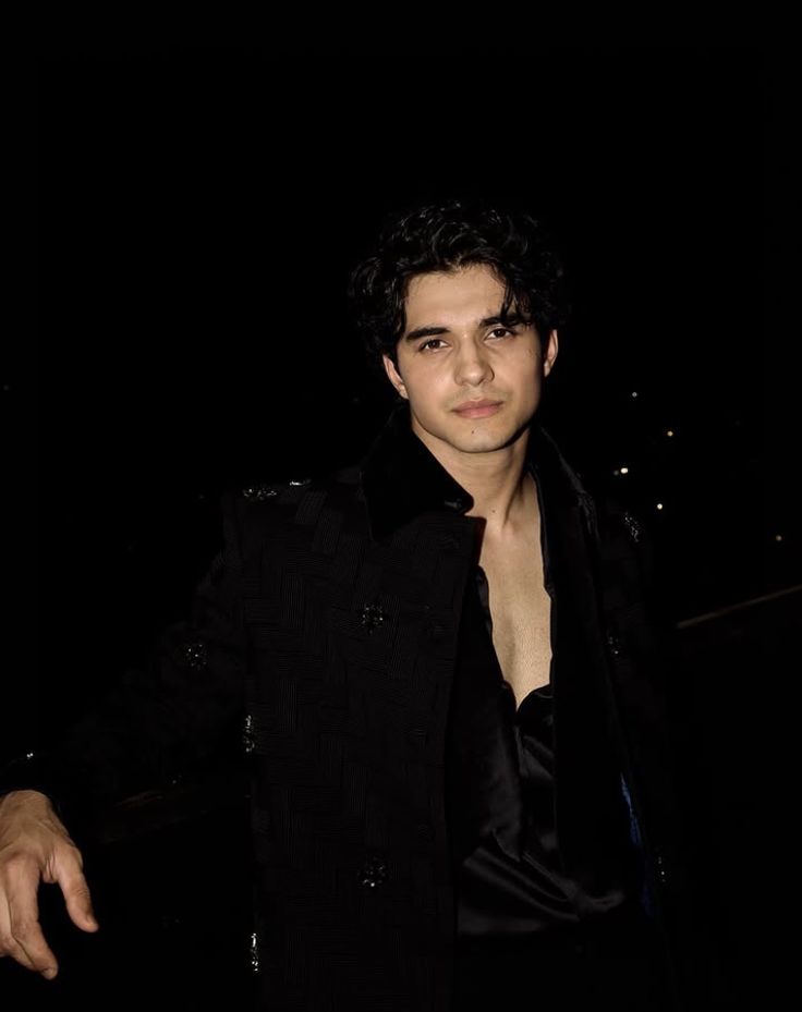 harry james. tweet media