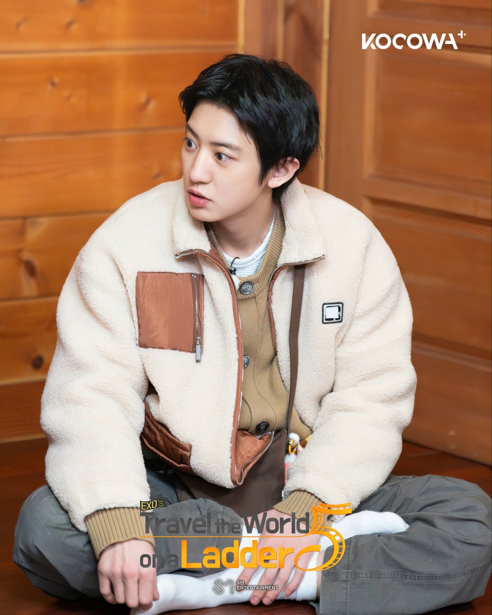 kocowa_official's tweet image. Your Next K-Variety just dropped a new adventure with EXO in Jeju Island! 🍊

Stream #EXOsTravelTheWorldOnALadder5 on #KOCOWA+!

#EXO #SUHO #CHANYEOL #D.O. #KAI #SEHUN