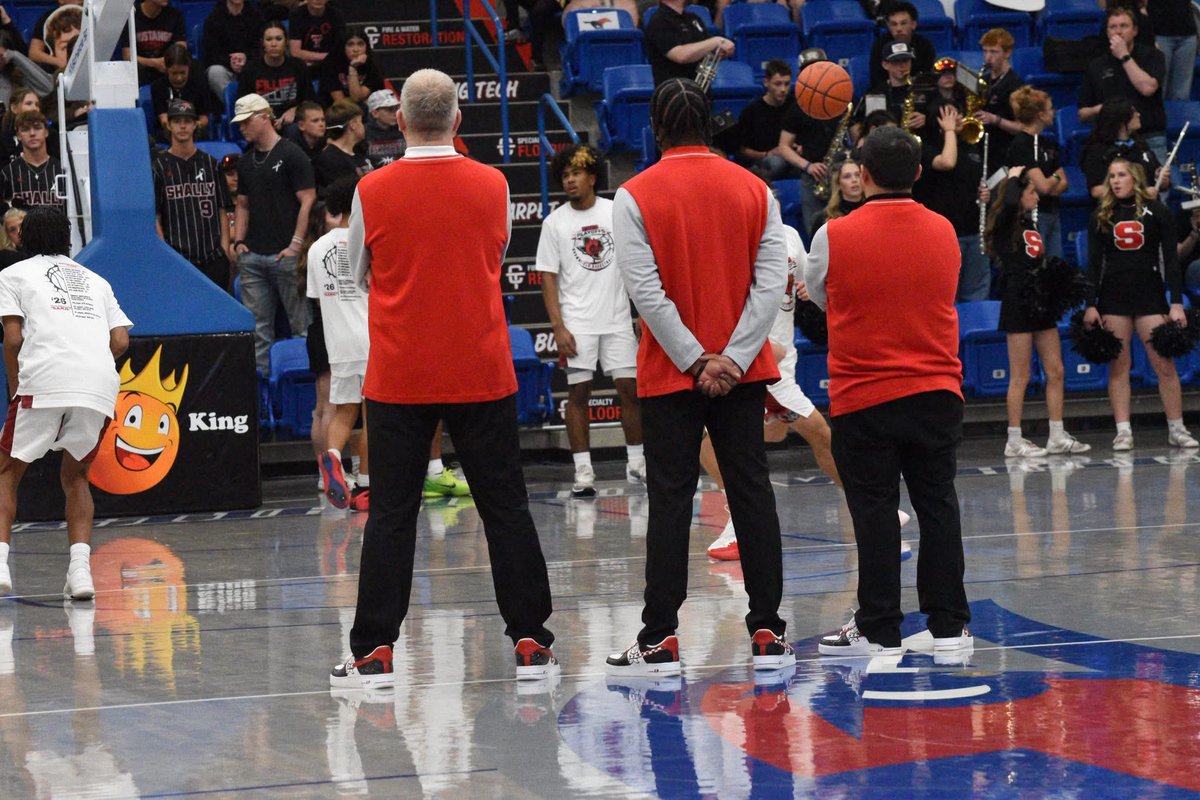 Coach Griffin tweet media