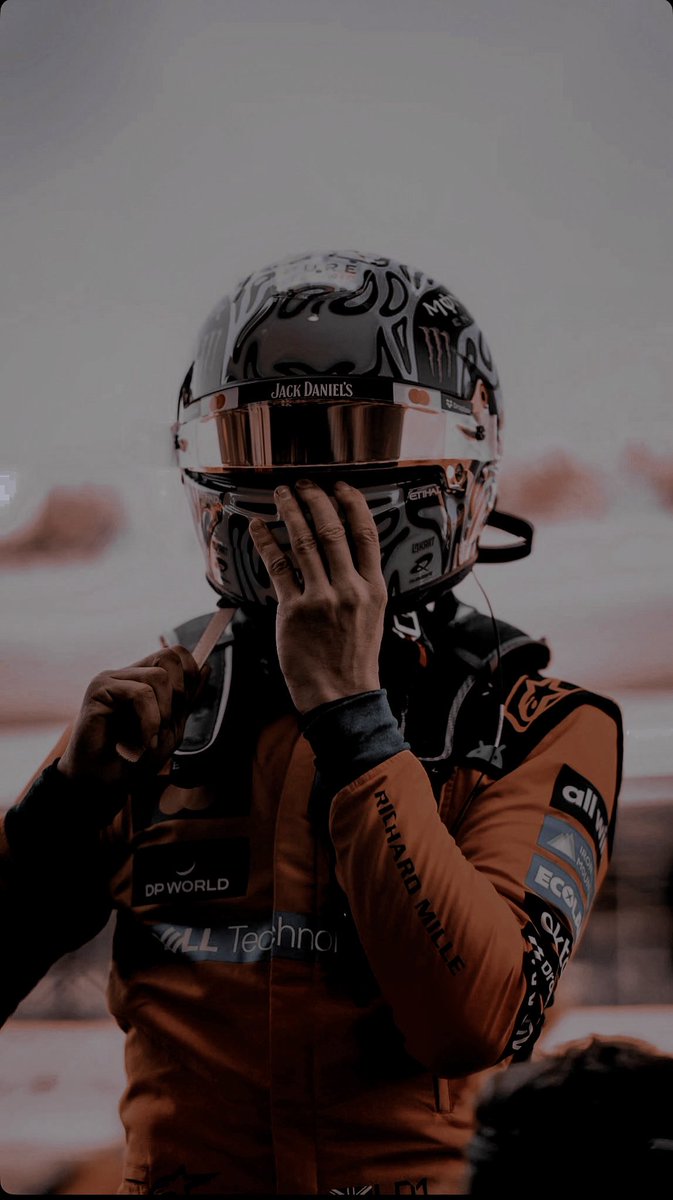 𝓝𝐨𝐫𝐫𝐢𝐬. tweet media