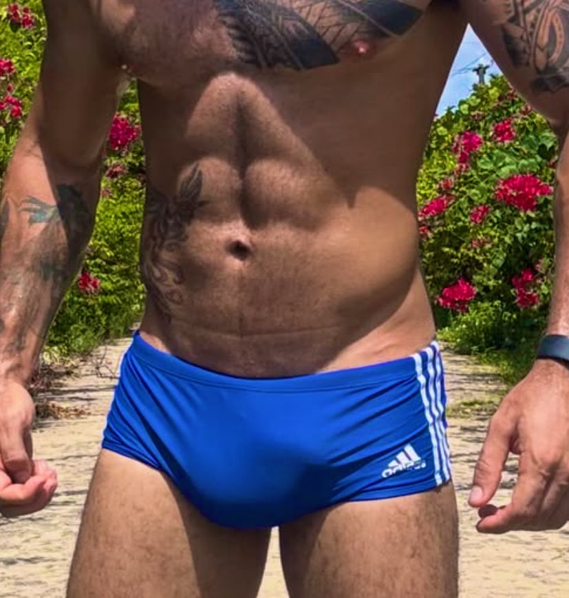 Fã de homens de sunga tweet media