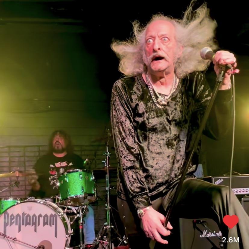 Пан слобопітек (по масті - громадянин) tweet media