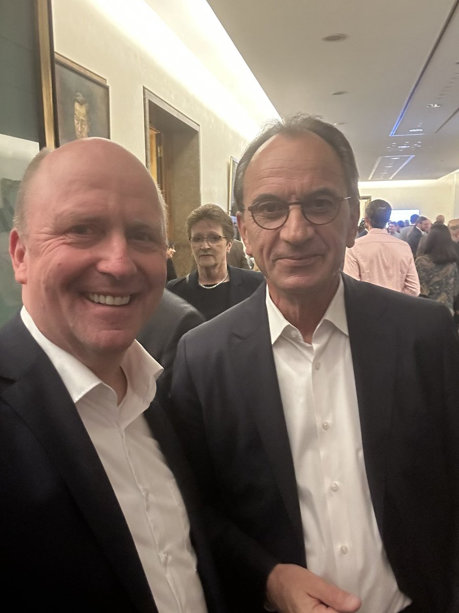 uwe becker tweet media