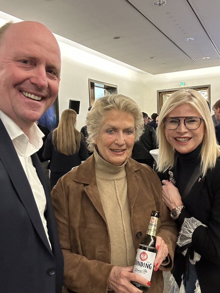 uwe becker tweet media