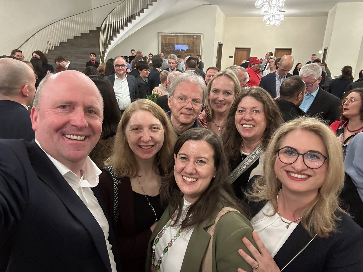 uwe becker tweet media