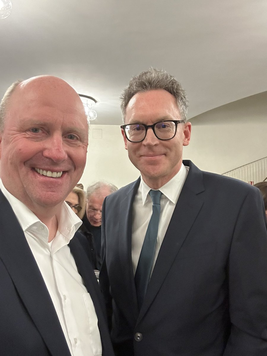 uwe becker tweet media