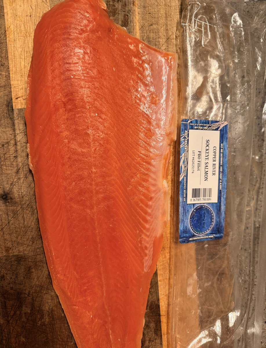 Sleepybaysalmon tweet media