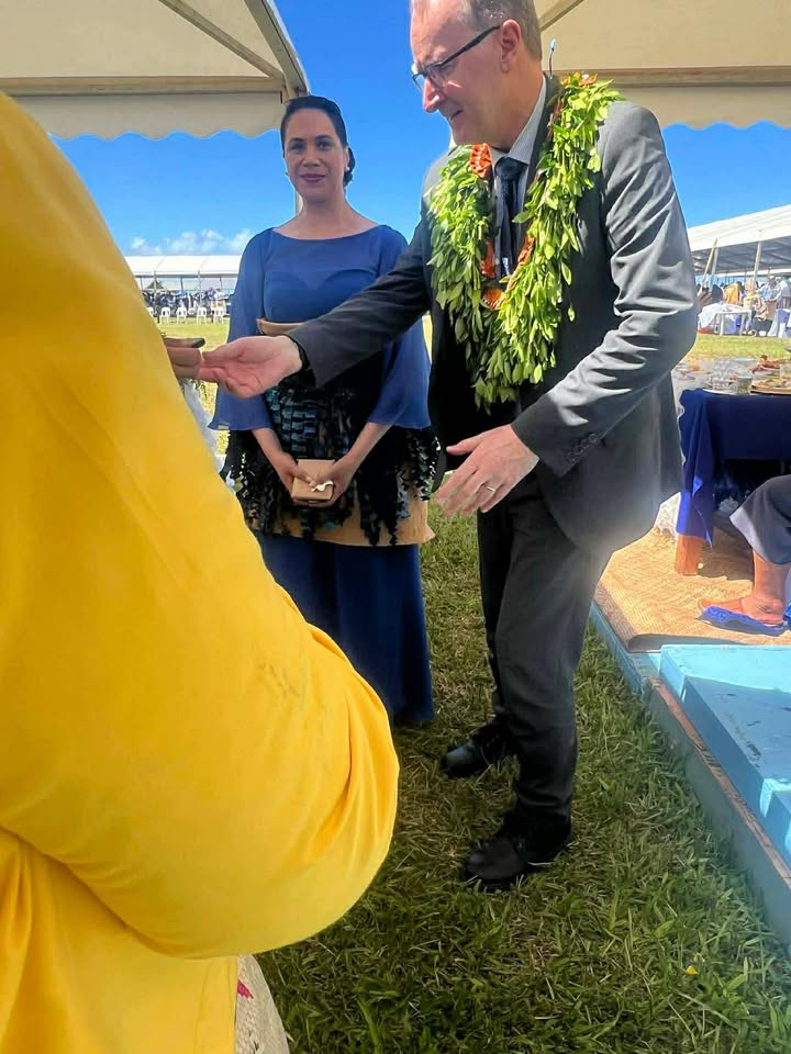 UK in Tonga tweet media