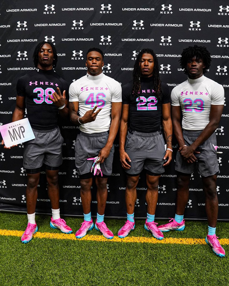 Billy Tucker tweet media