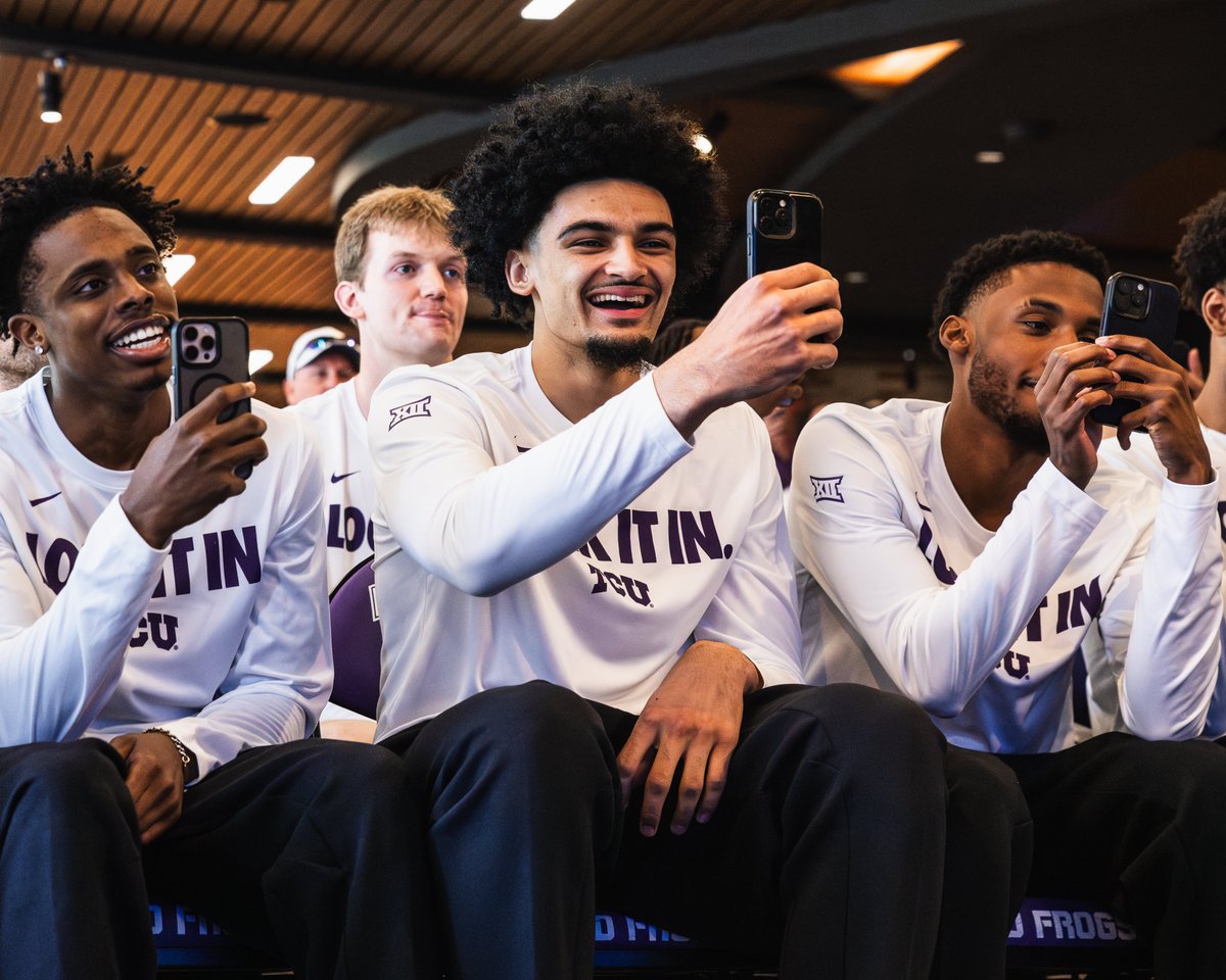 TCUBasketball's tweet photo. Ticket = Punched 🎟️

#GoFrogs https://t.co/ddiOEiE8k7