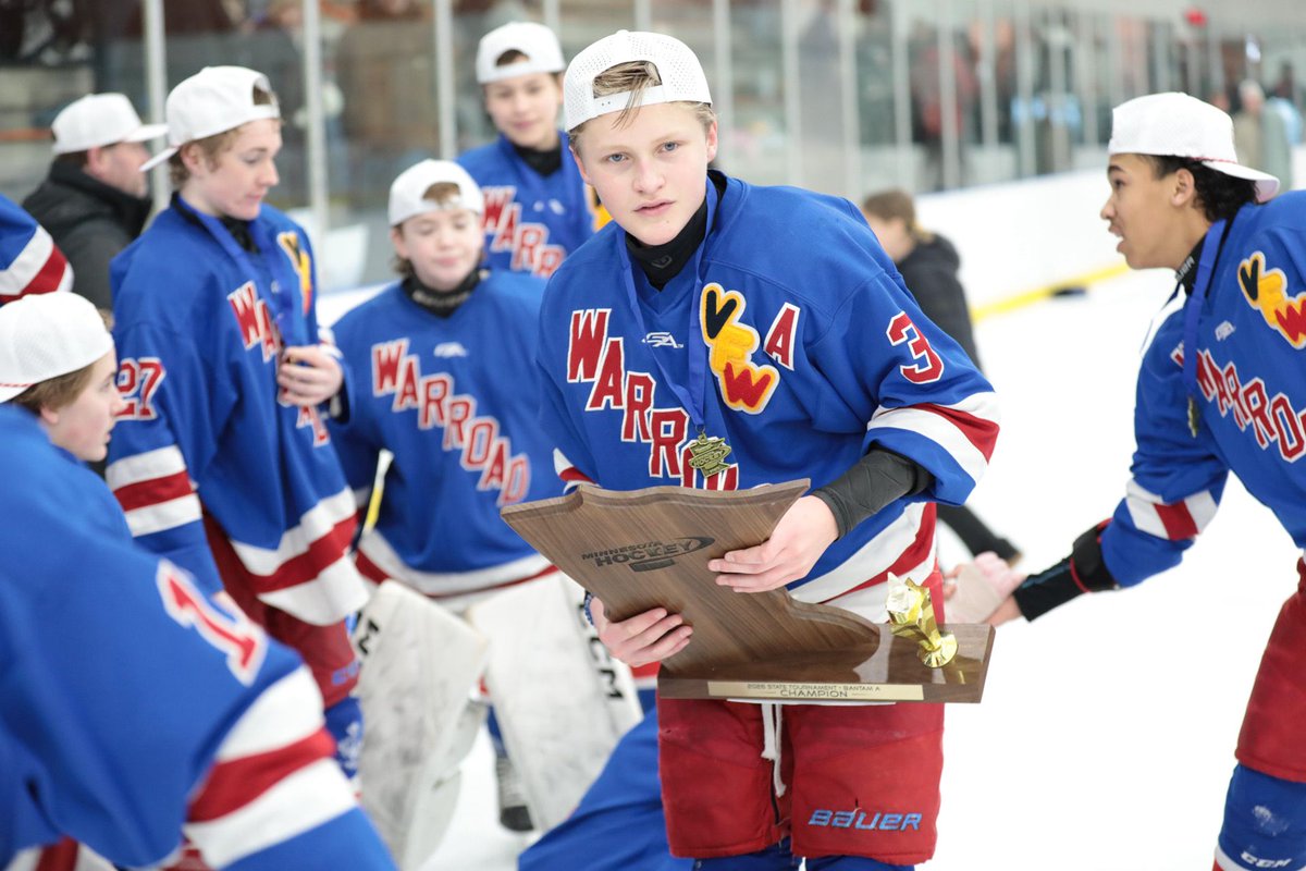 YouthHockeyHub's tweet photo. Bantam A State
Final

FINAL
Warroad > Thief River Falls (7-2)

WAR: Green (3), Daoheuang, Lee, P. Marvin, Maleport 
TRF: Peralta, Hanson

SOG: 41-29

Warroad is your 2026 Bantam A STATE CHAMPION! https://t.co/LU0kmZu4I9