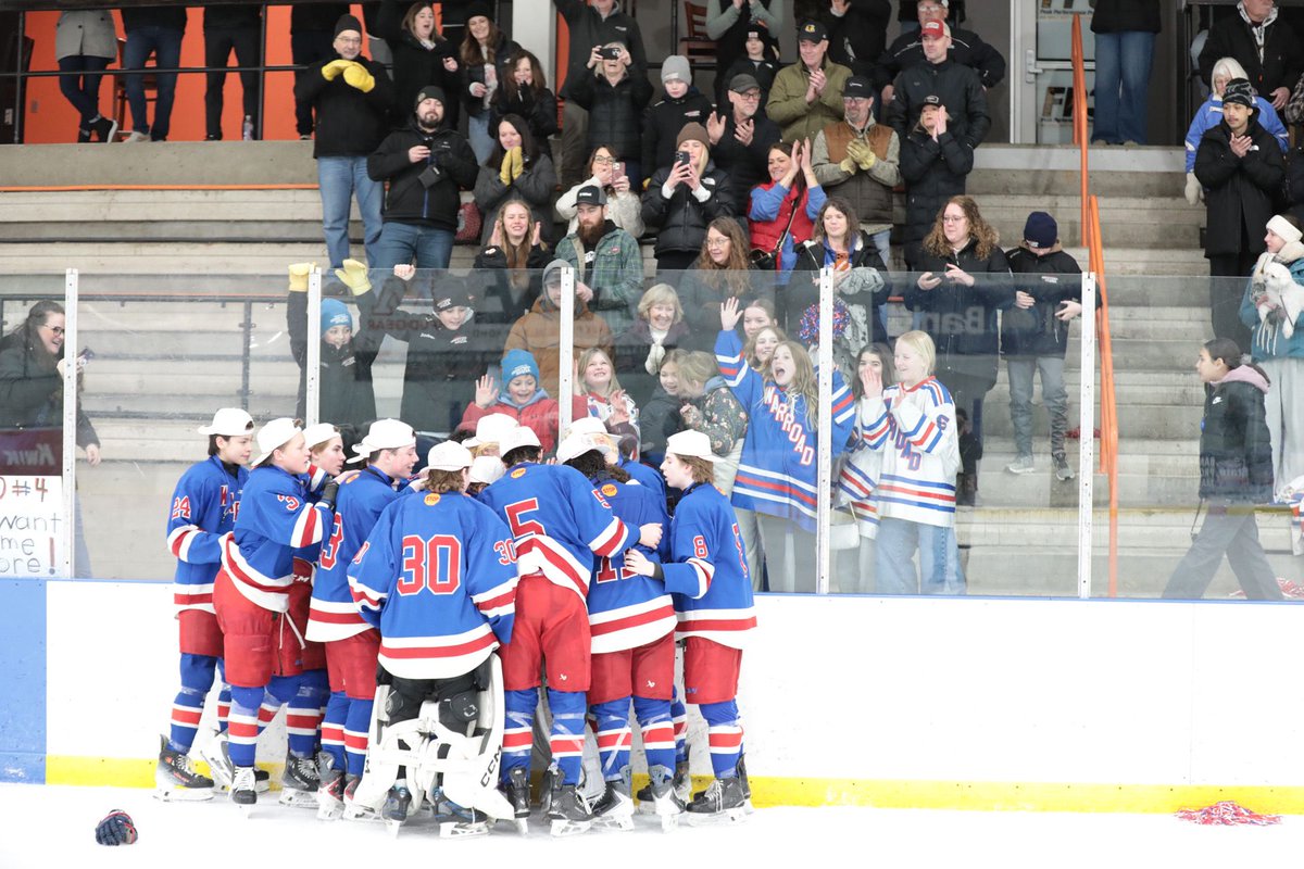 YouthHockeyHub's tweet photo. Bantam A State
Final

FINAL
Warroad > Thief River Falls (7-2)

WAR: Green (3), Daoheuang, Lee, P. Marvin, Maleport 
TRF: Peralta, Hanson

SOG: 41-29

Warroad is your 2026 Bantam A STATE CHAMPION! https://t.co/LU0kmZu4I9