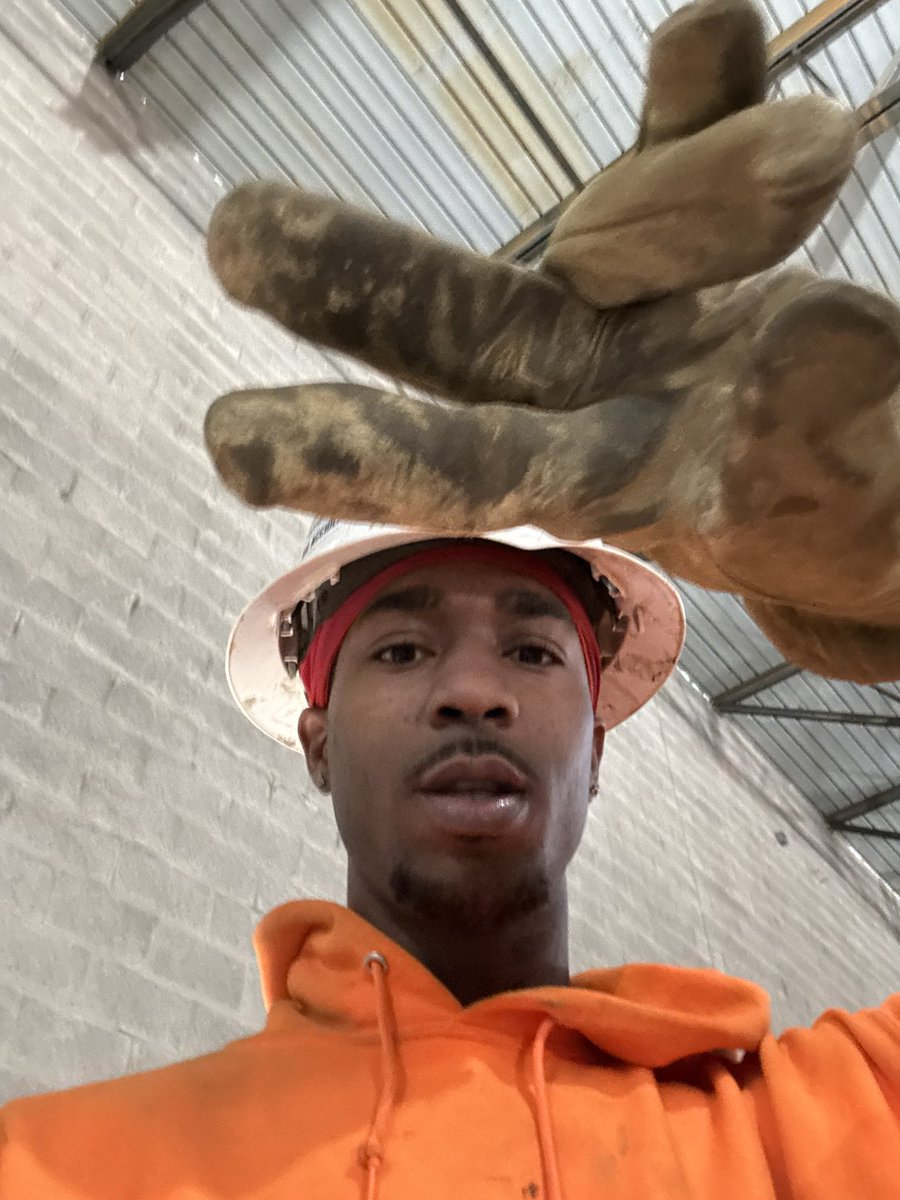 ykmontee tweet picture
