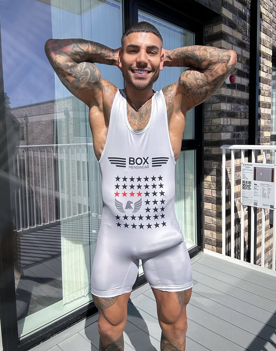 #dickprint #lycra #spandex #hung #pitudo #pitote #bigbulge #bulge #vergapreñadora #vergaparada #crotch #chacal #pack #bulto #bultosqueenamoran #bultote