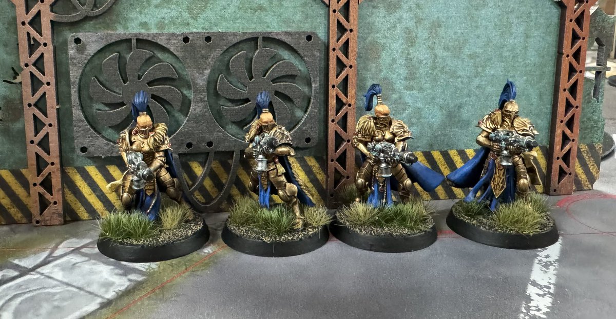 Chris Hanes tweet media