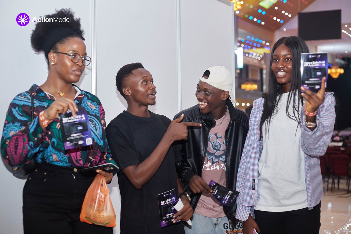 Decrypted tweet media