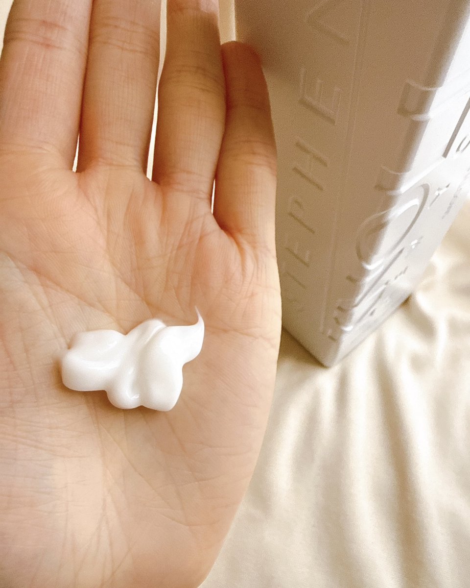 あずみ tweet media