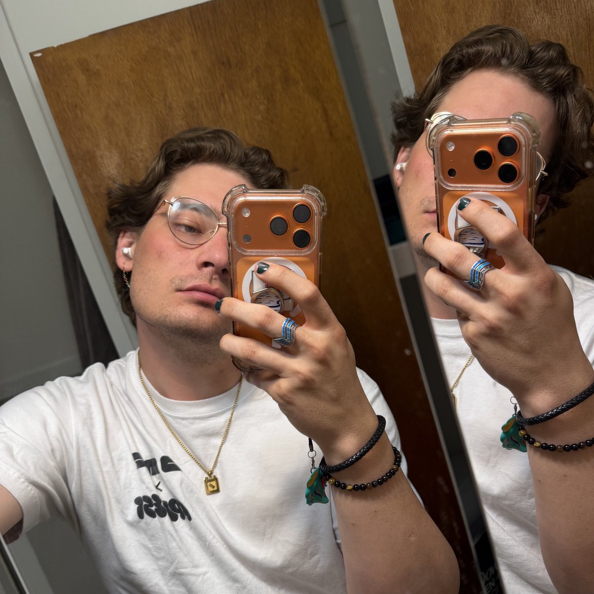 Bobby-San tweet media