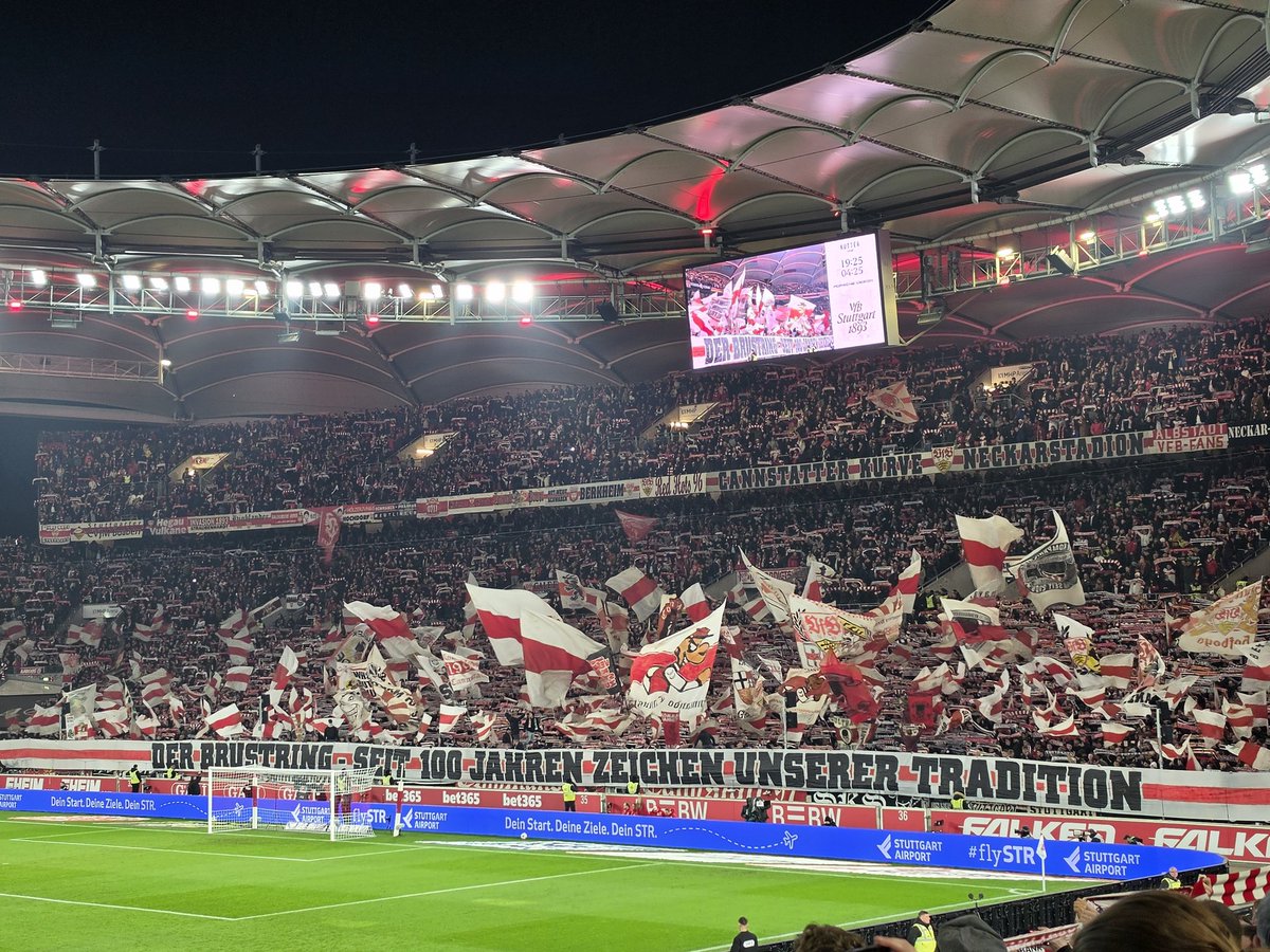 noah20two tweet media