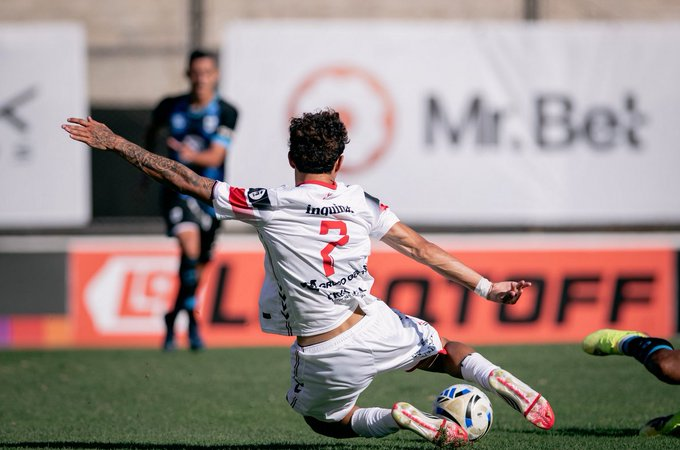 ColoAlvarez_'s tweet photo. 🎙️ Maxi Meléndez: "Tengo una impotencia bárbara. No nos podemos dar el lujo de perder siendo Chacarita. Tenemos que laburar el doble para salir de esta situación. No fuimos eficaces. De local tenemos que cambiar la cara y ganar. Le pido disculpas al hincha por la derrota". https://t.co/3qdf2ltUUx