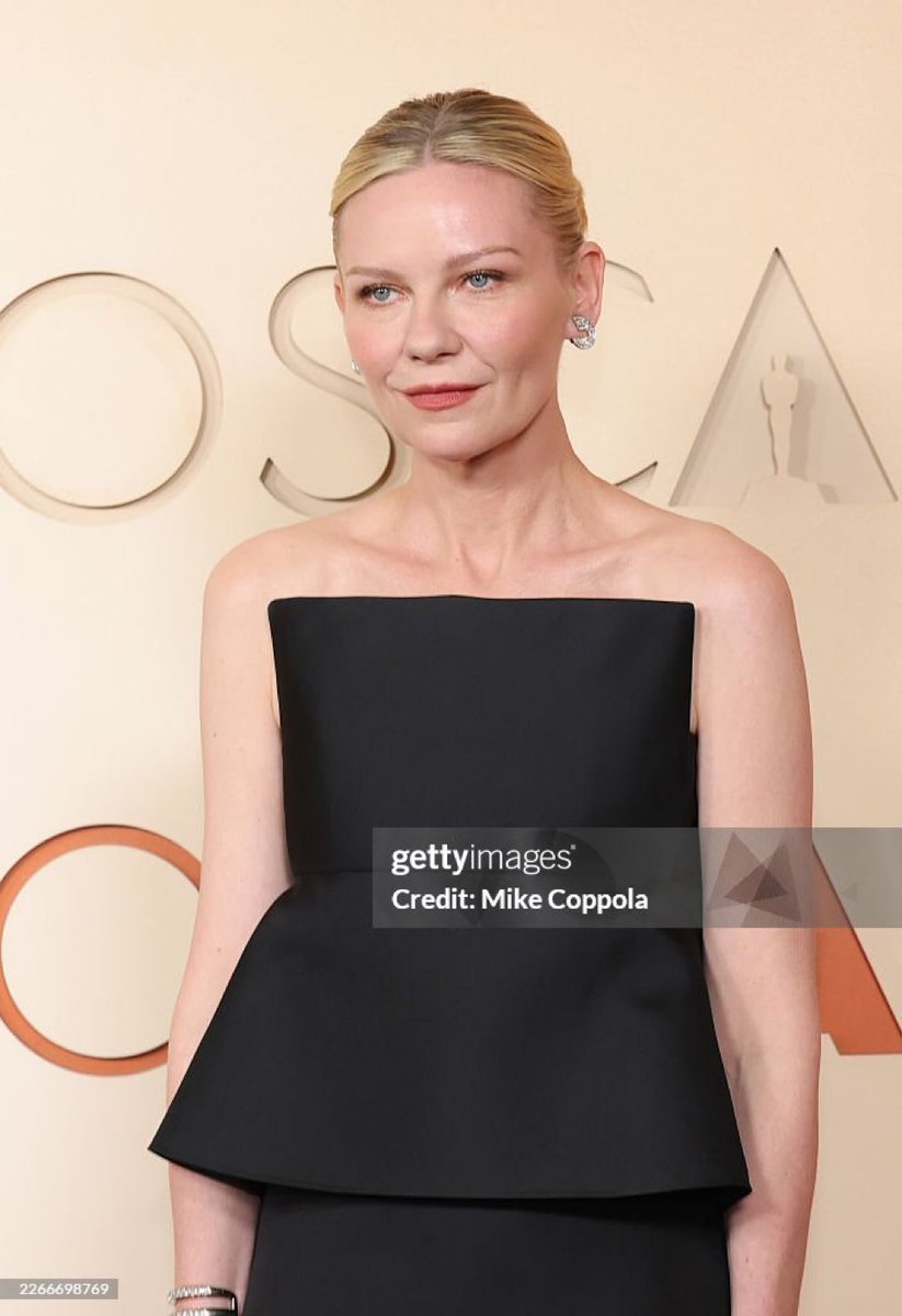 Kirsten Dunst the people’s princess #Oscars