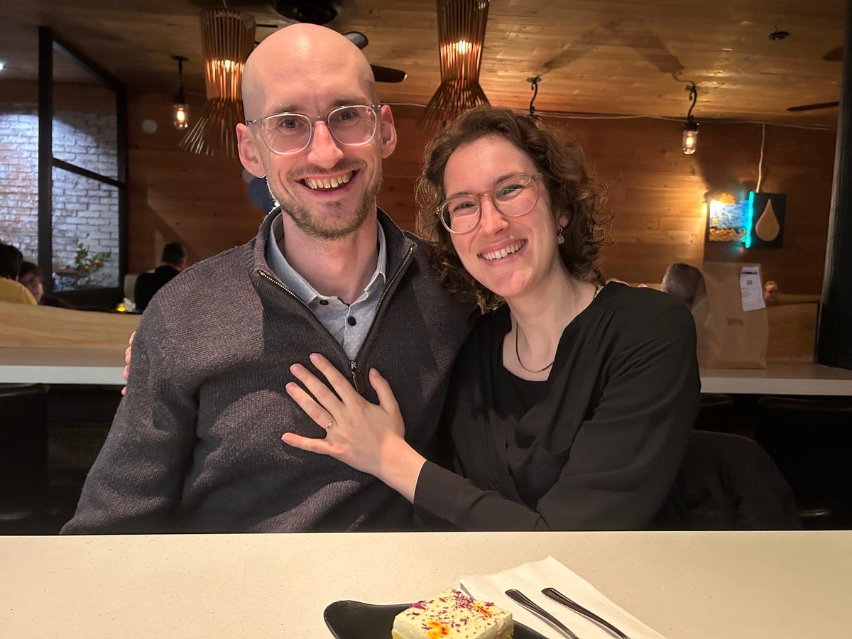 Luzia 🔸 tweet media