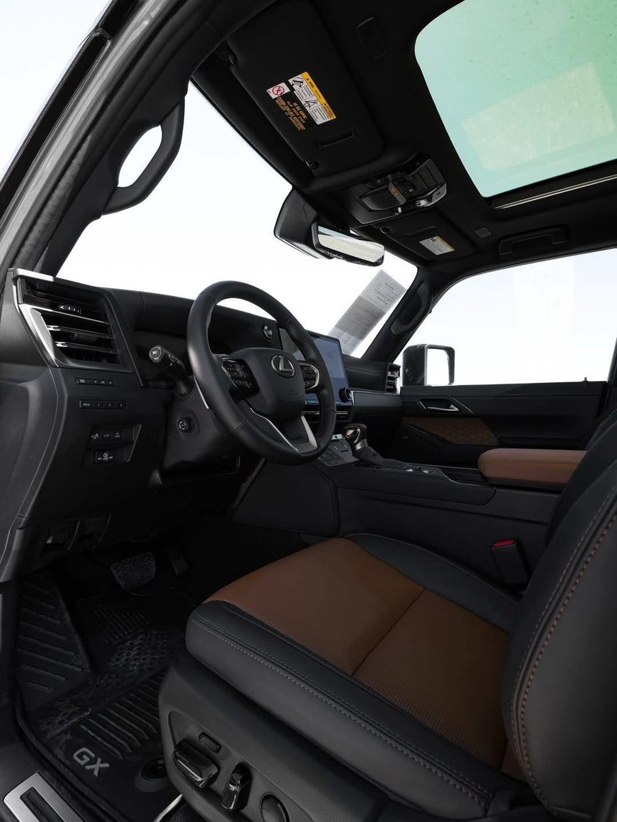 CarCultureCC's tweet photo. 2025 LEXUS GX550 LUXURY+ 🩶🩶 https://t.co/WEm8KxvYln