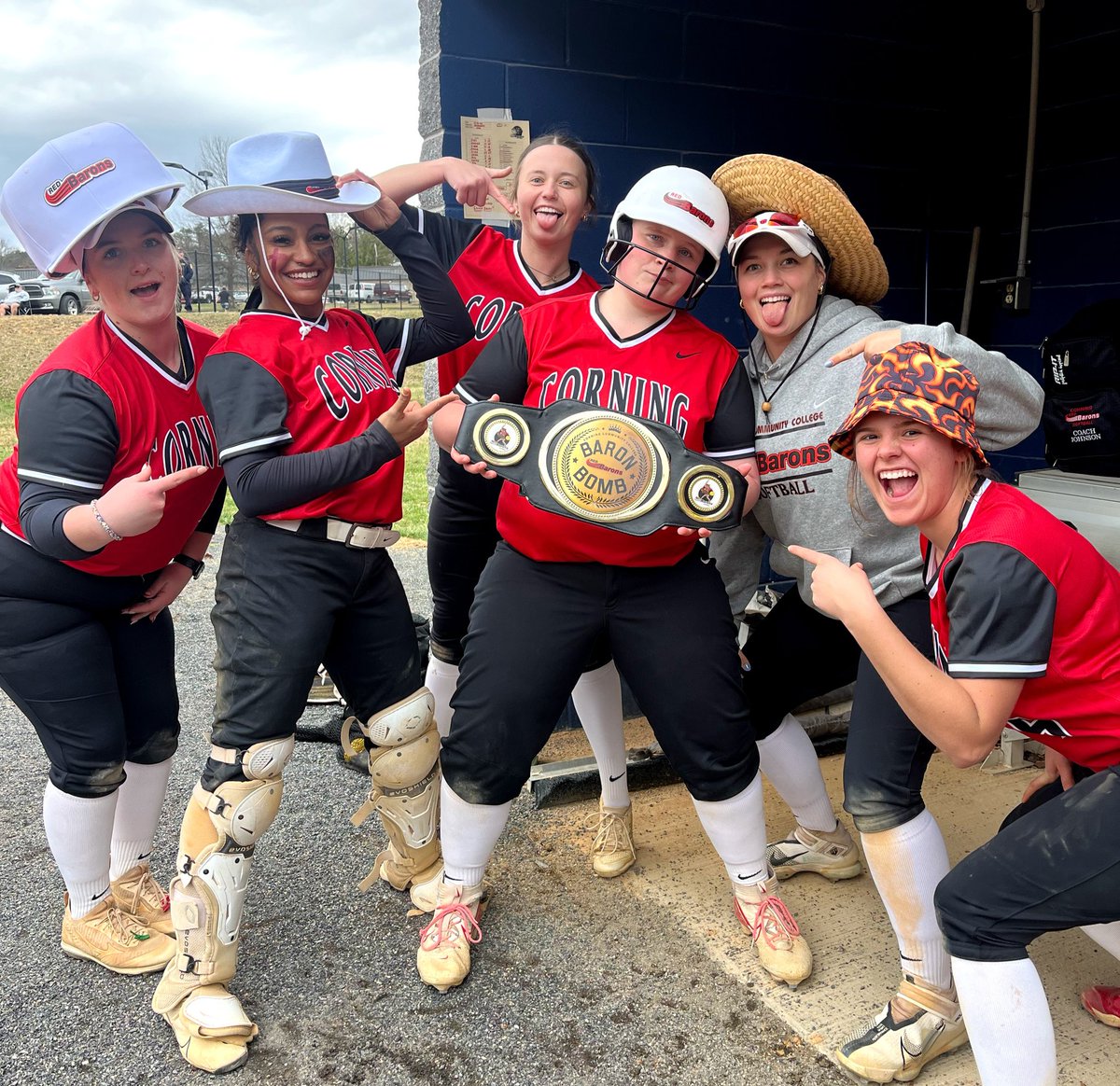 CorningRedBaronsSoftball tweet media