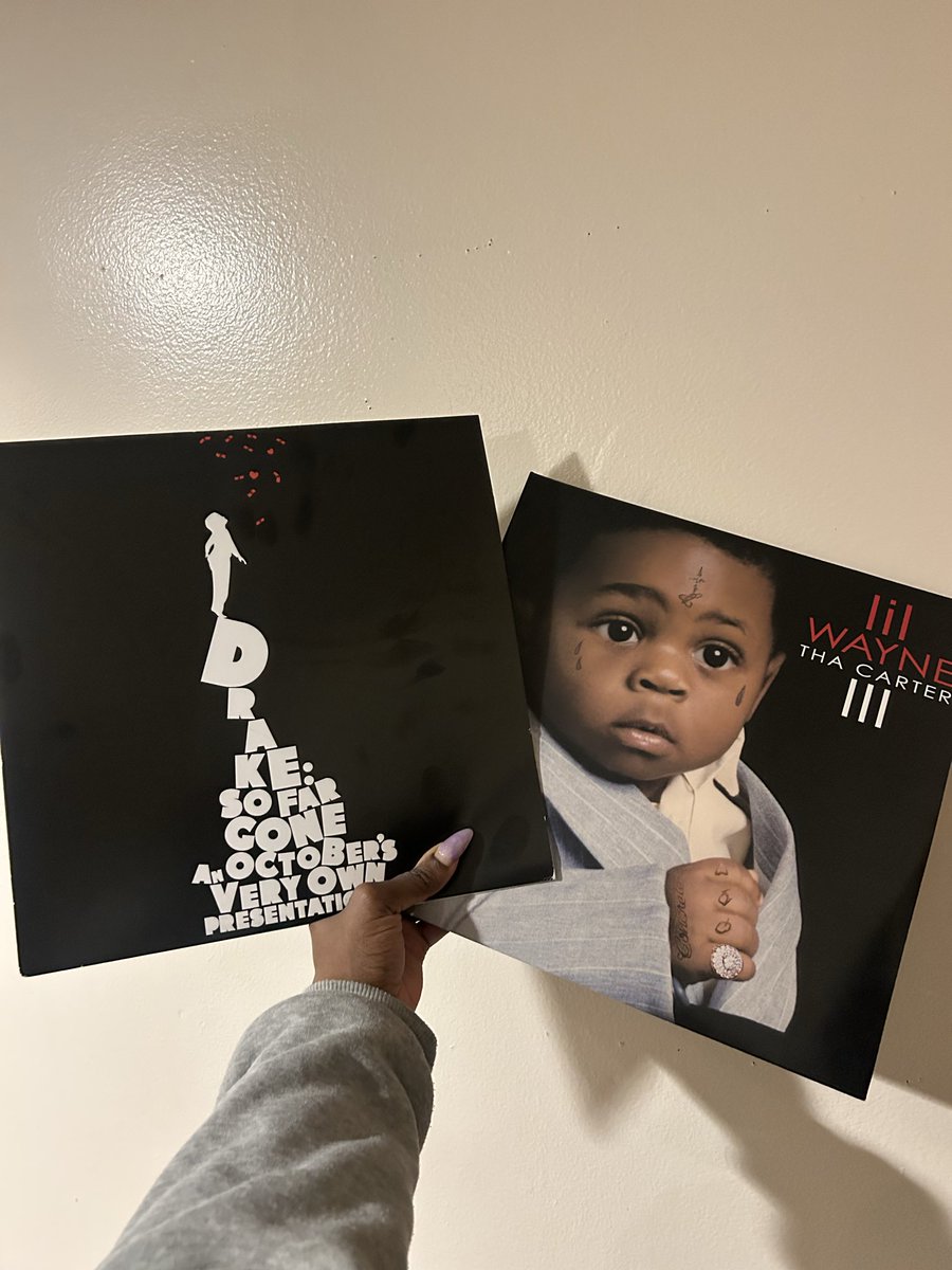 _modelmade_'s tweet photo. curating my vinyl collection has been so much fun 🙂‍↕️🤗 https://t.co/93y0m48qFw