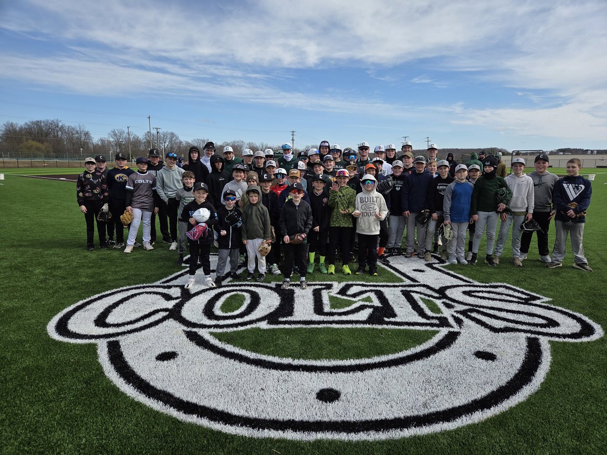 Aaron DeBord tweet media