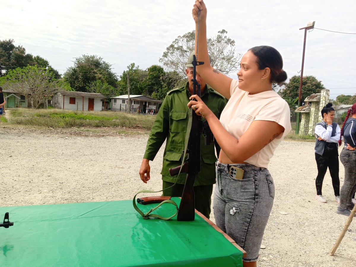 Empresa Materiales de Construcción Ciego de Ávila tweet media