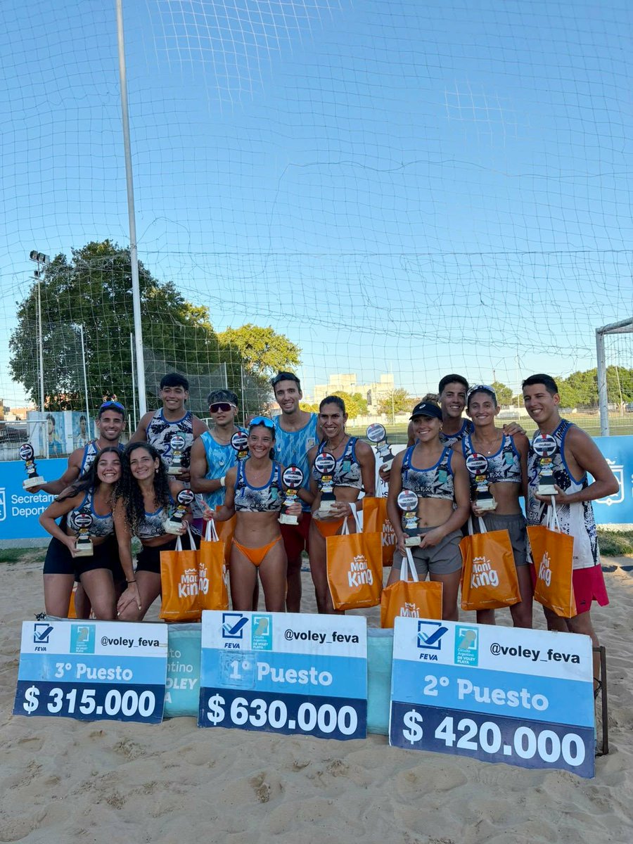 Voley_FeVA's tweet photo. #CAVP 🏐🏖️ La Etapa 9 quedó en manos de Jaramillo/Molina y Santelli/Vega

Los podios de Río Cuarto

Femenino
🥇 Jaramillo/Molina
🥈 Sancer/Najul
🥉 Dominguez/Di Lello

Masculino
🥇 Santelli/Vega
🥈 Bastias/Iturralde
🥉 Nicolini/González

🔗 Más información
https://t.co/maloSzozhp https://t.co/IEgWGDovEW
