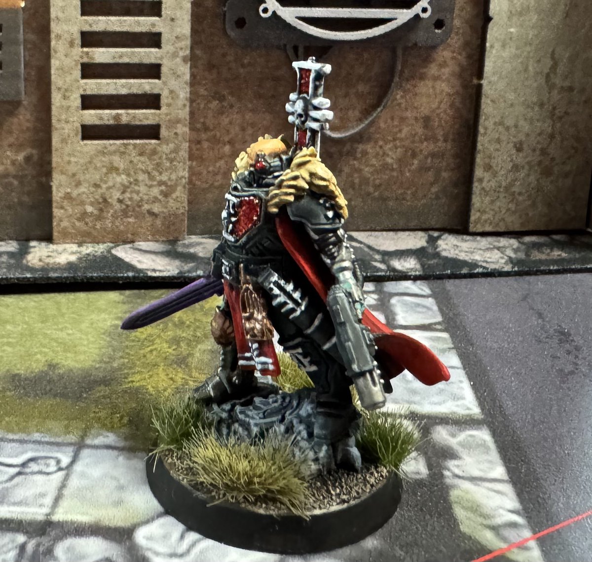 Chris Hanes tweet media