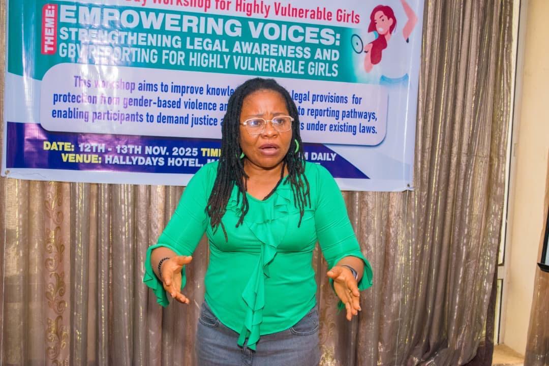 ConcernWomen1's tweet photo. Through #ArtXImpact, our mural highlights the power of rights awareness.The justice symbol reflects the knowledge girls gained through CWIDI’s trainings on legal rights and GBV reporting.
Knowing your rights is the first step to justice.
#rightsjusticeaction
#fef-osc
#IWD2026 https://t.co/1EysQQ101f